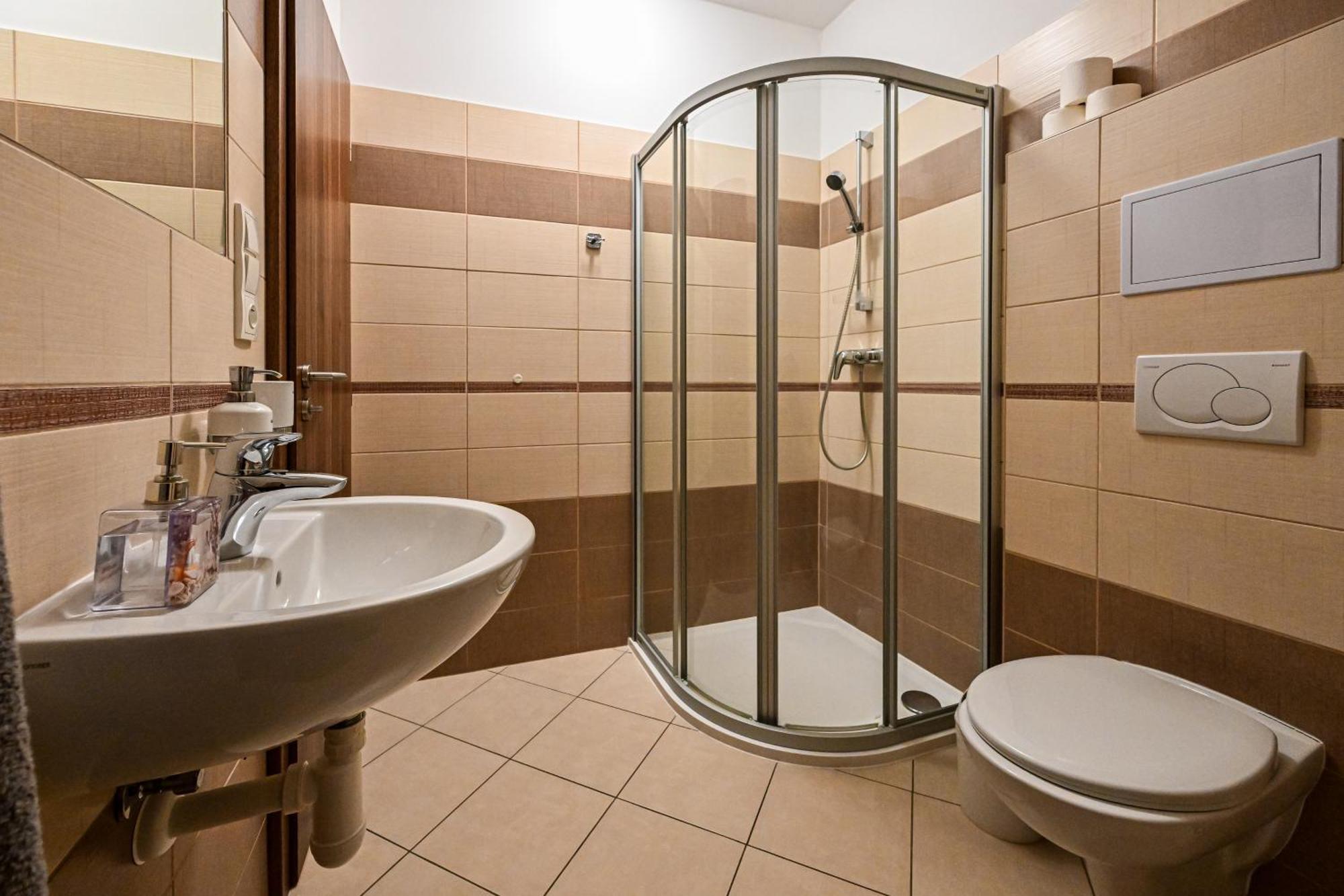 Penzion Žurek Velké Bílovice Exterior foto